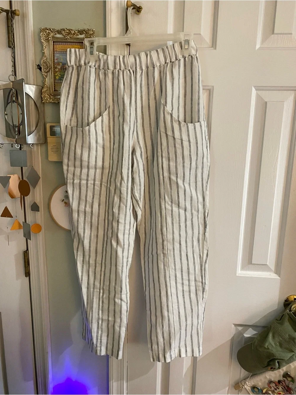 Quince 100% European Linen Tapered Ankle Pants Oatmeal Black Sripes Sz M